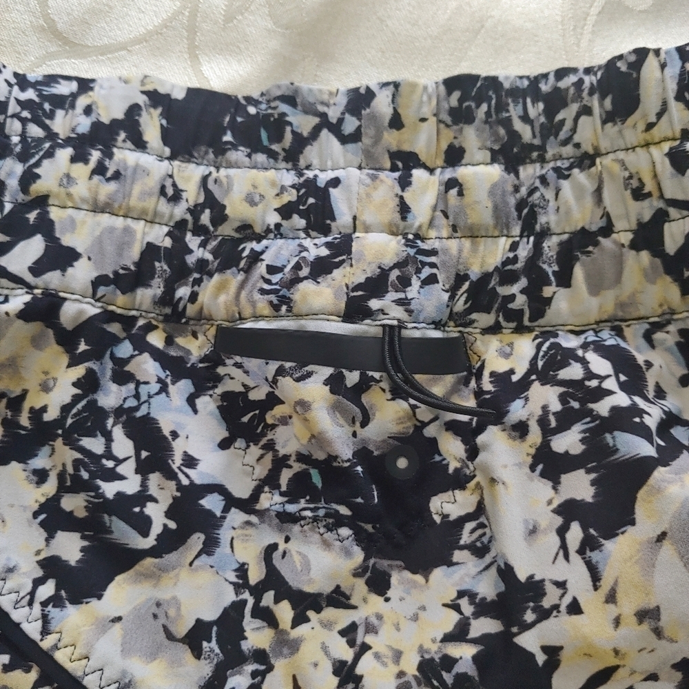 Lululemon Water: Reversible Surf Short - Picture 14 of 16